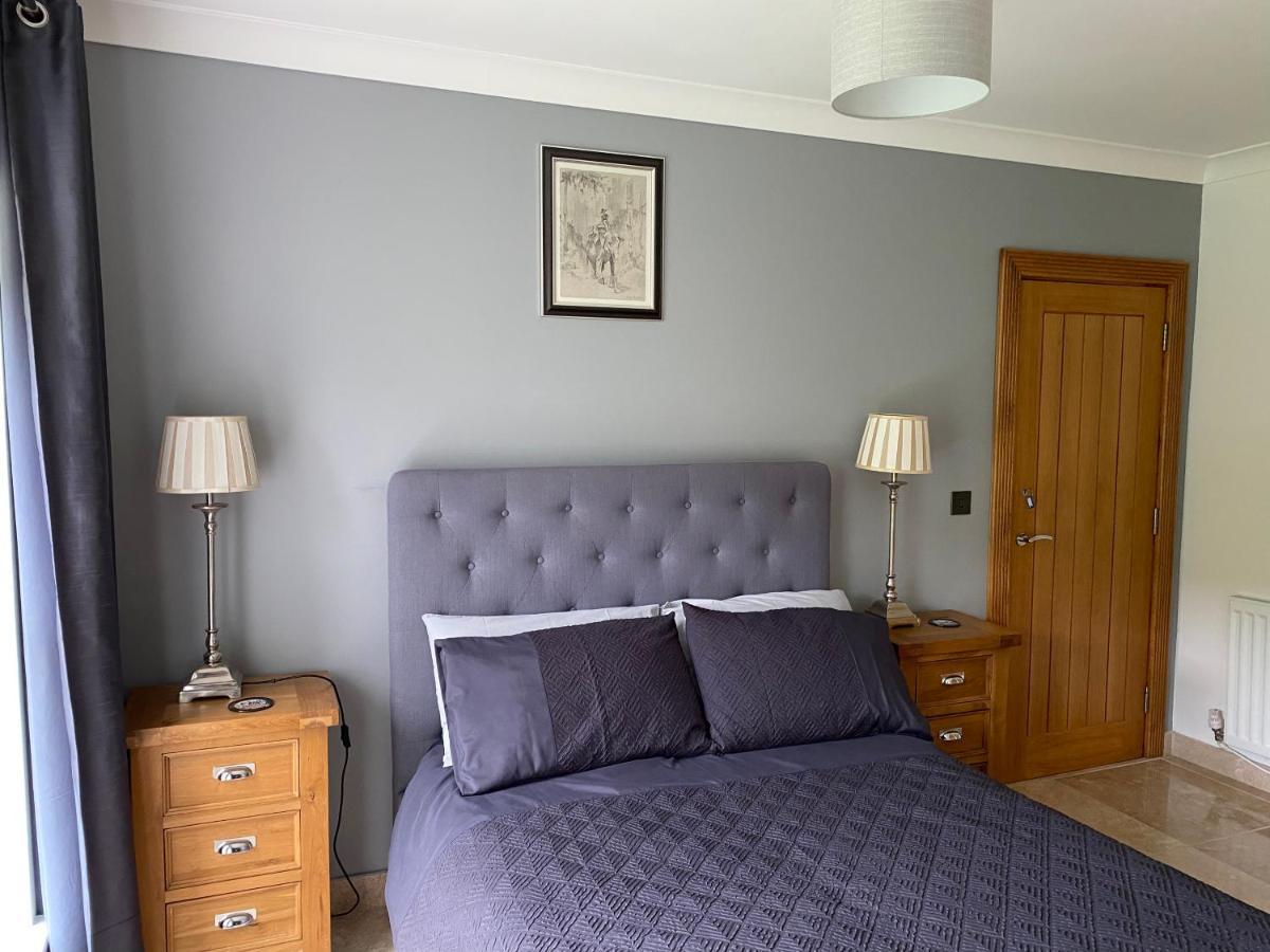 Rowan House Bed Breakfast Main House & Self Contained Self Catering Apartment Cymmer Dış mekan fotoğraf